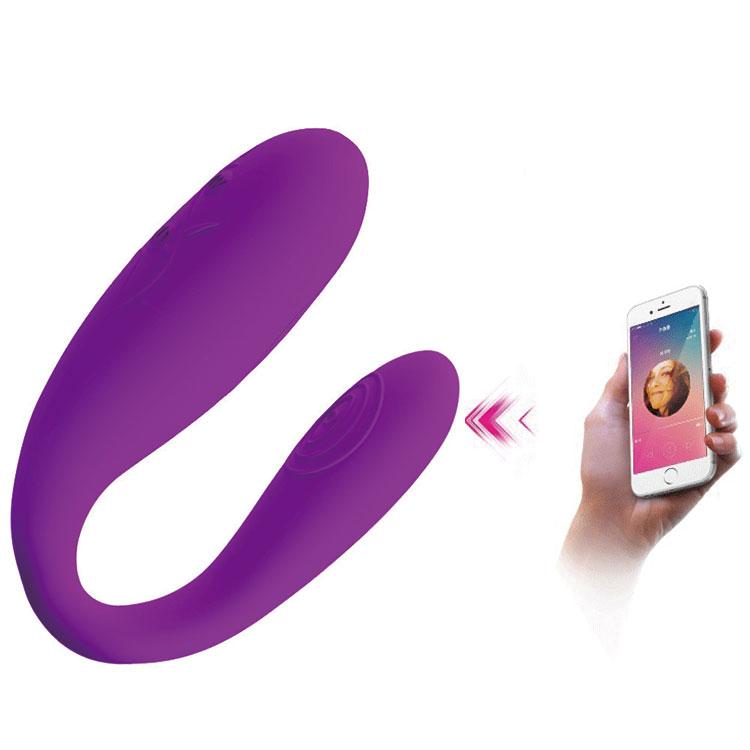 Wearable Clitoris Suck Stimulator Vibrating Wear Remote Control Dildo Bluetooth Vibrator
